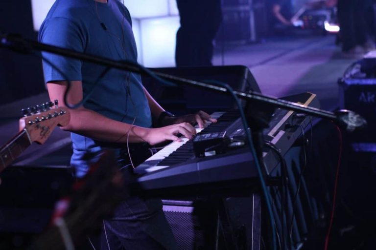Best Keyboard Stand For Gigging