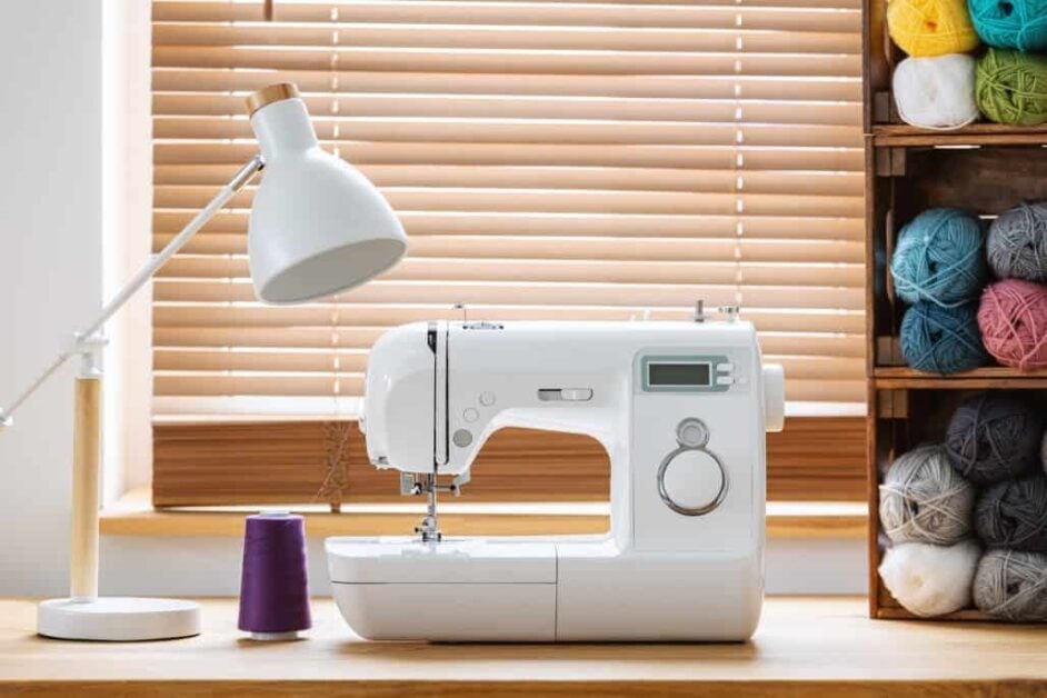 Best Sewing Machine for Seamstress buying guide