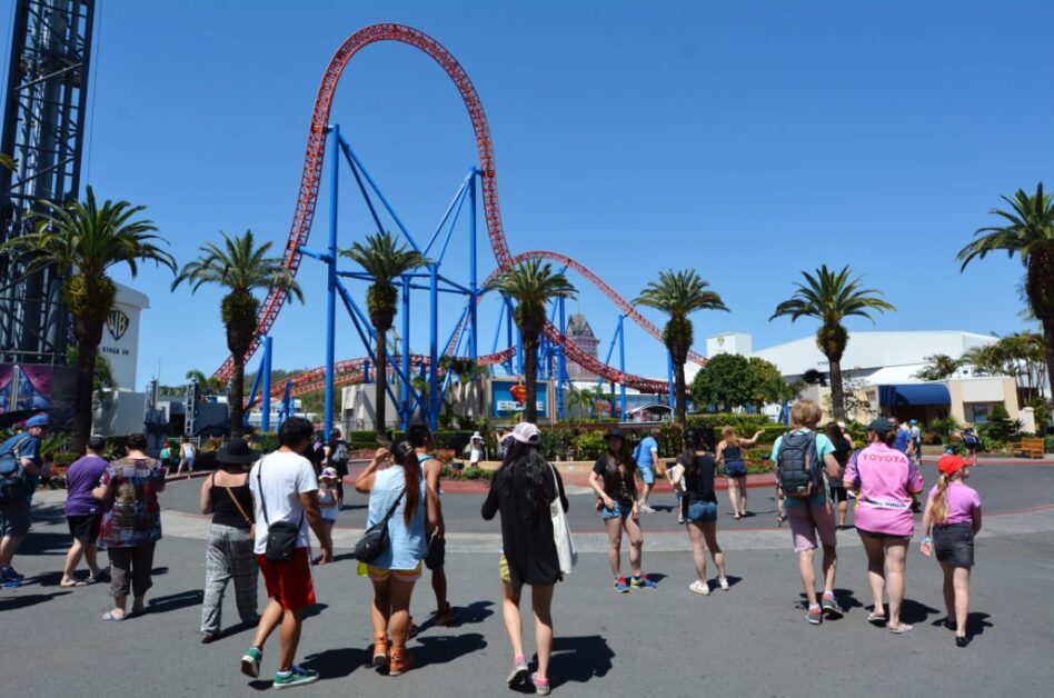 The 16 Different Types Of Roller Coaster & Where The Drop Will Take You ...