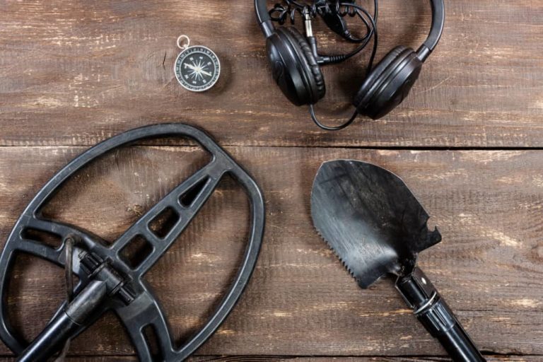 Best Headphones for Metal Detecting