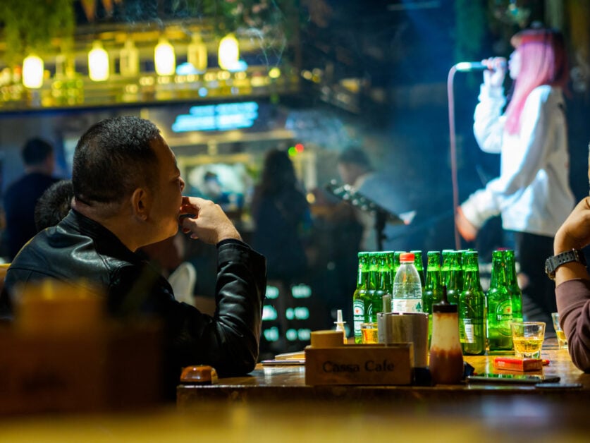Live Music Bar
