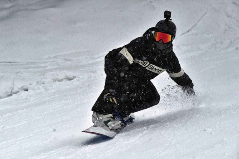 Best Snowboard For Groomers