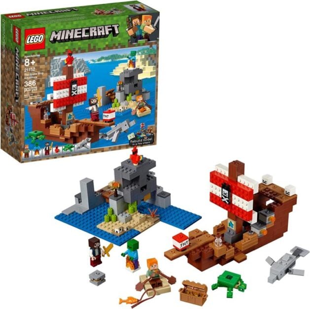 Minecraft Pirate Ship Adventure