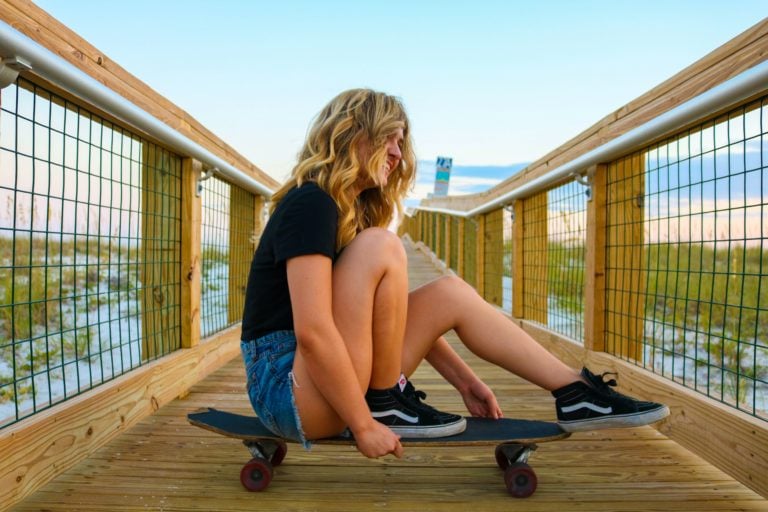 Skateboard or Longboard