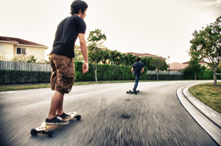 Landyachtz Dinghy Review