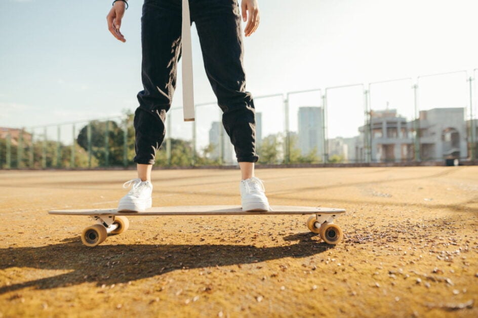 Longboard Trucks Types and Placement