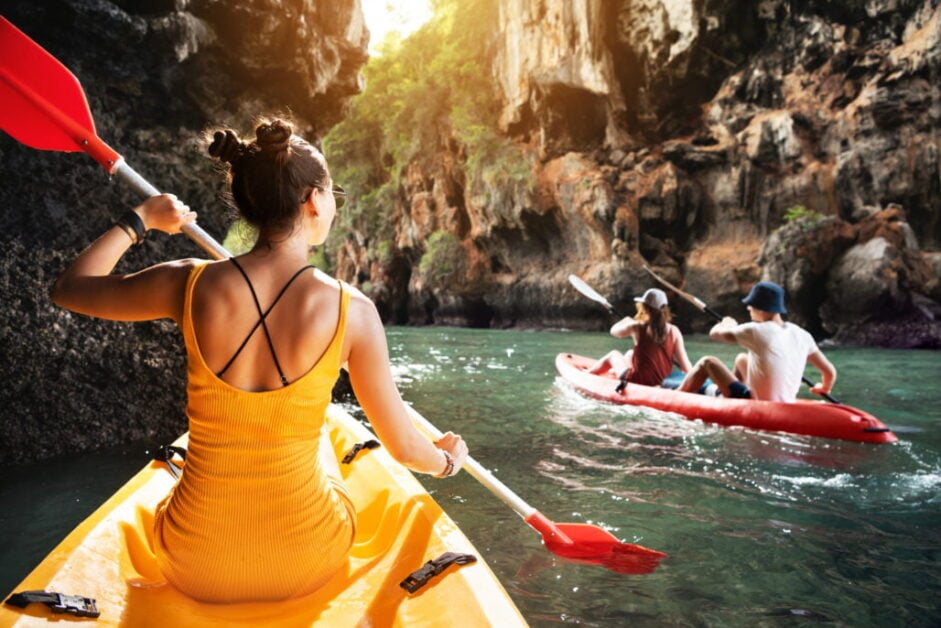 Types of Canoes