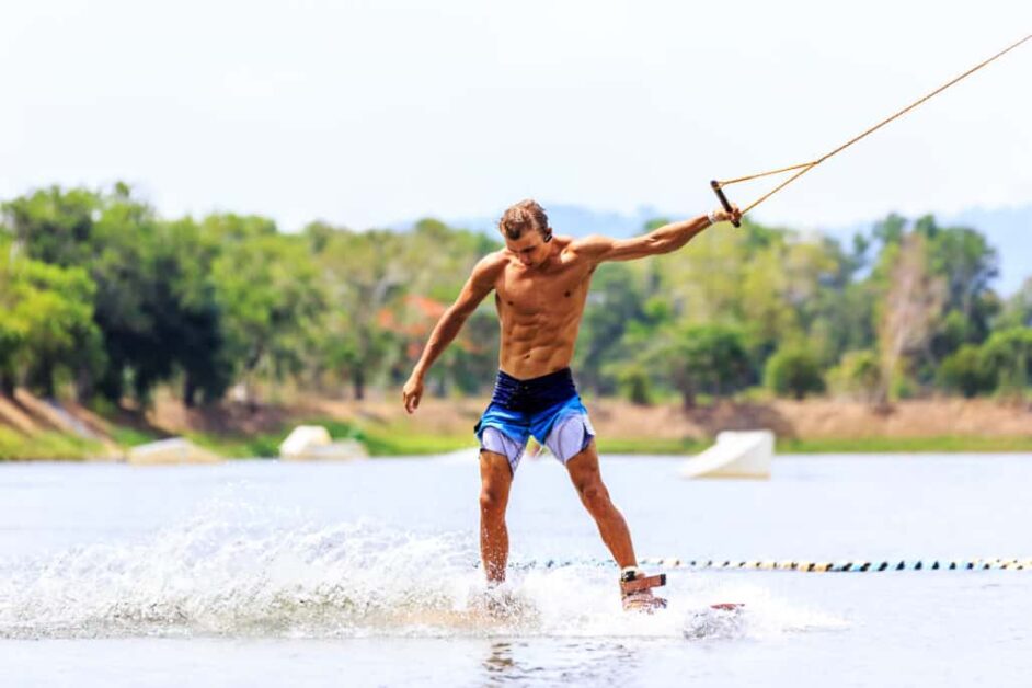 Wakeboard Features