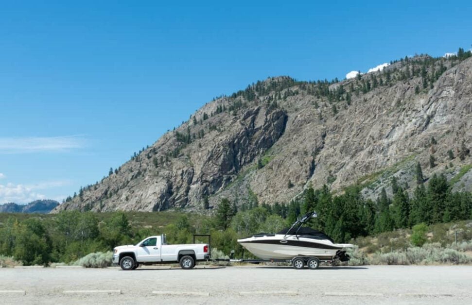 Can you tow a dinghy easily?