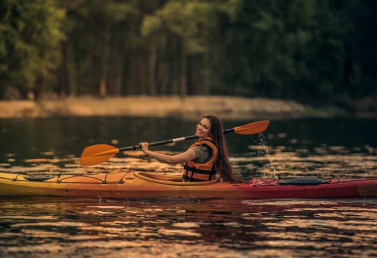 Ultimate Review of the Best Whitewater Kayak Paddles