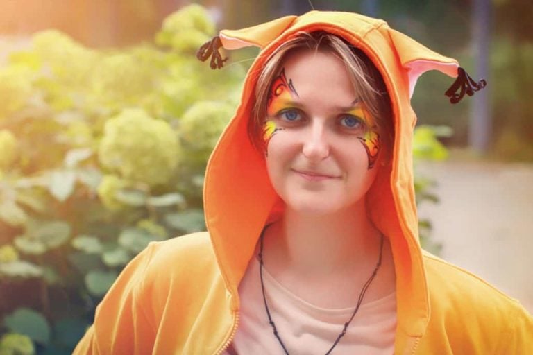 How To Change Eyebrow Color For Cosplay