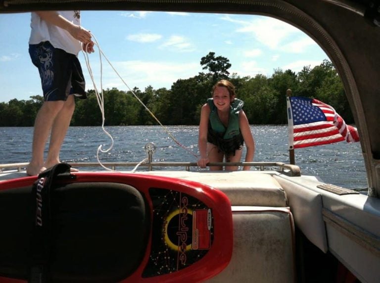 How to Get Rid of Cockroaches on a Boat