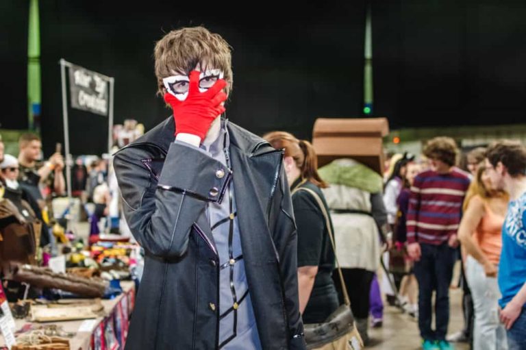 How To Make Persona 5 Joker For Cosplay