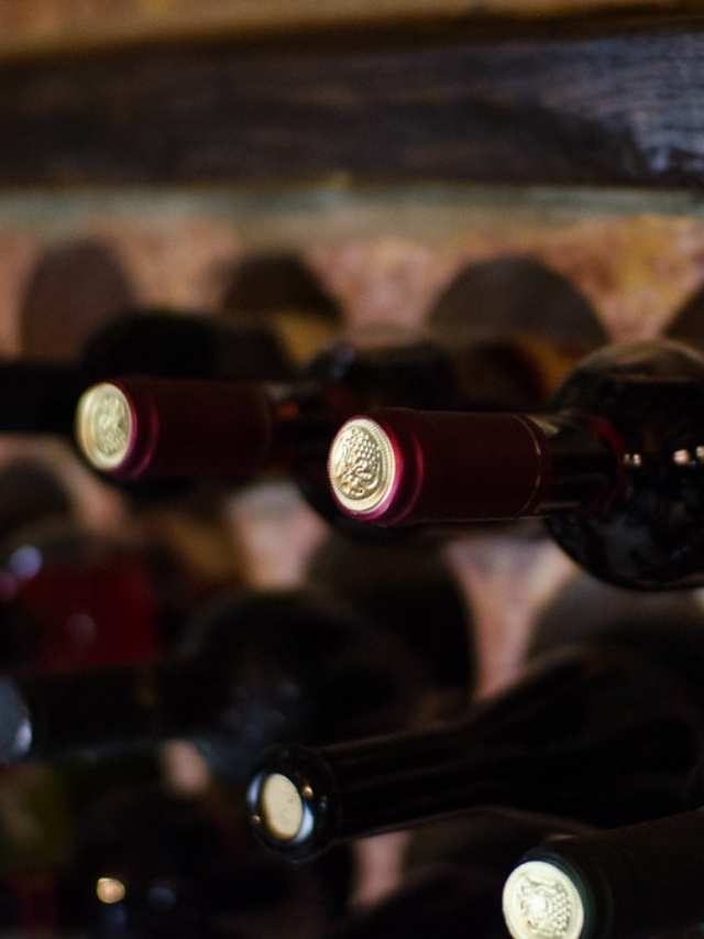 types-of-wine-racks-cover-image