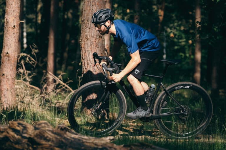Gravel vs. Hybrid Bike