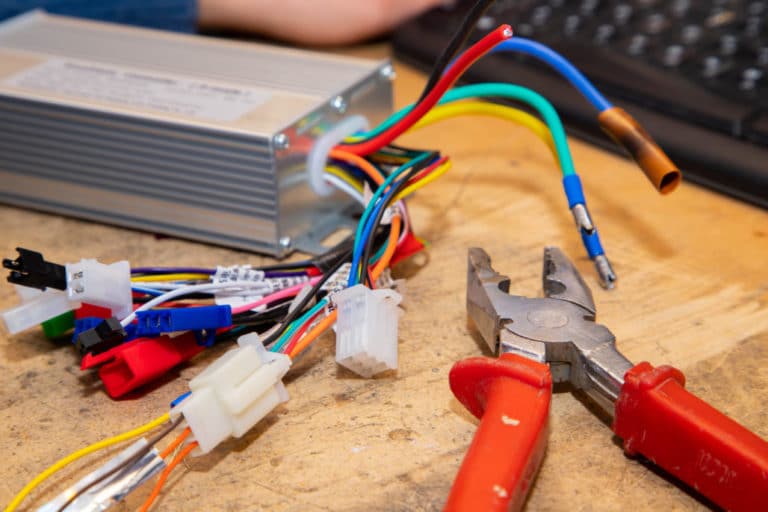 WHAT IS AN EBIKE CONTROLLER