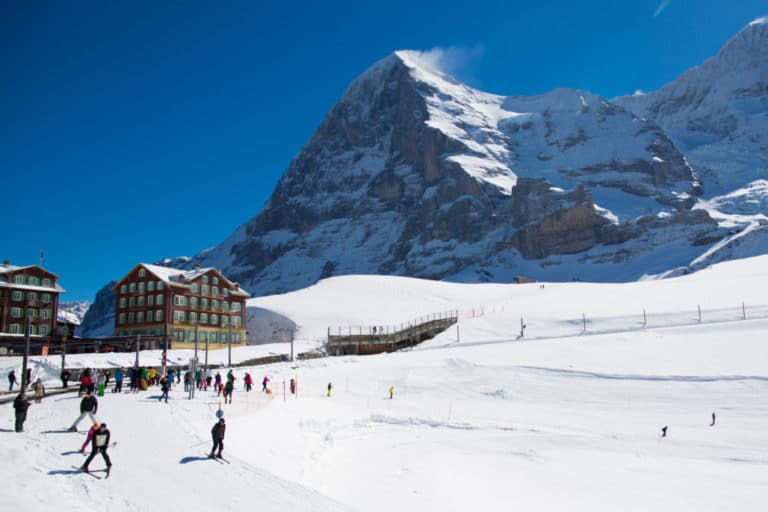 Can You Ski From Switzerland to France (Best Area to Explore)