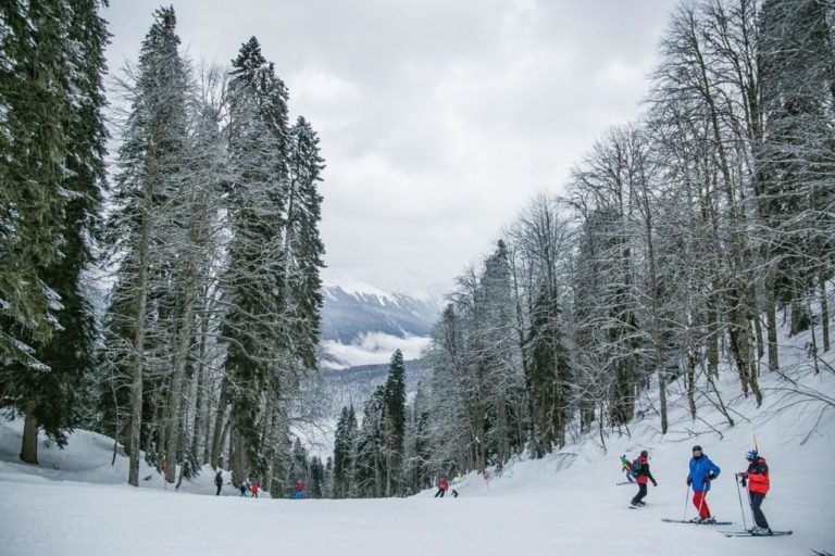 how cold is too cold for skiing