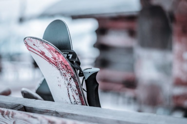 how to get skin glue off skis
