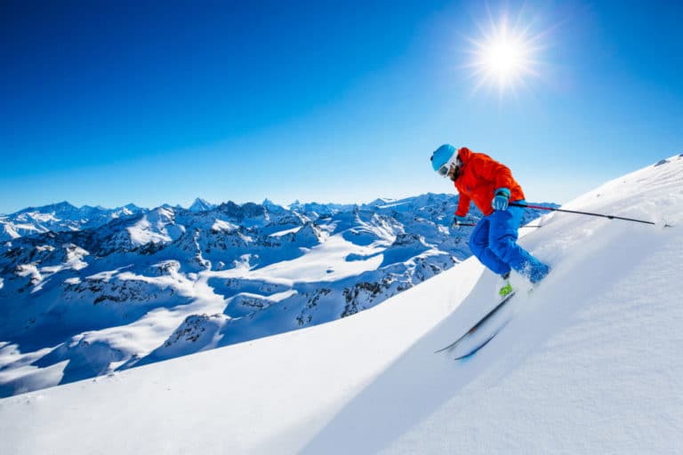 Downhill Skiing vs Slalom vs Super G – A Comparison