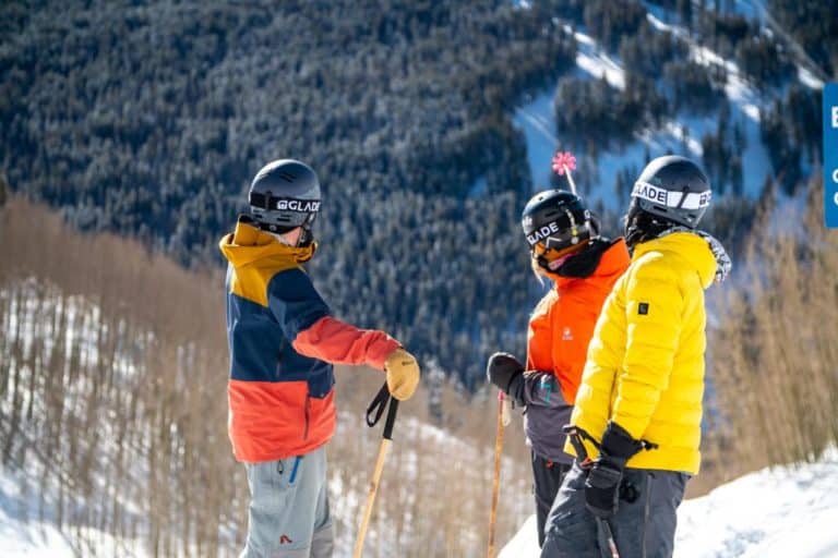 what to wear under ski pants