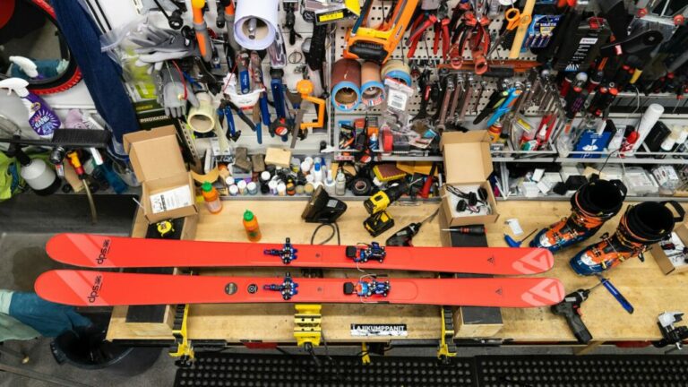 Adjusting Ski Bindings