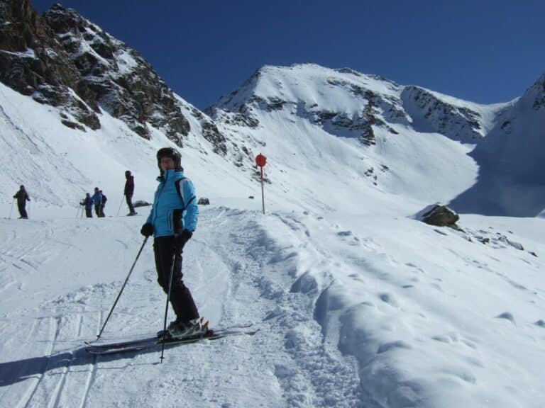 ski boots with walk mode