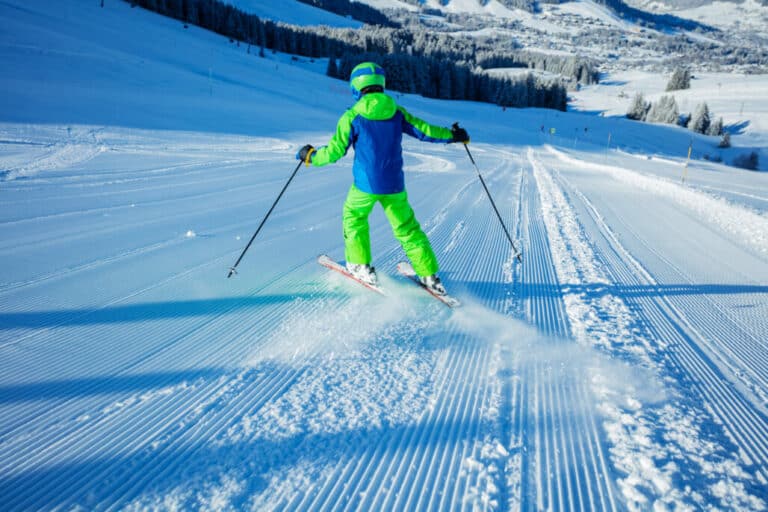 How to Stay in Control When Going Downhill With XC Skis