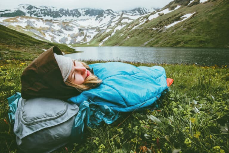 A Guide On How To Quickly Fix A Sleeping Bag Zipper