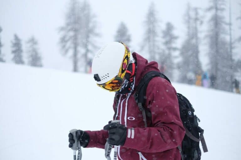 Do You Need A Helmet To Ski