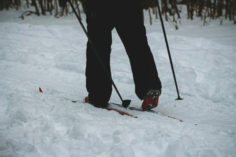 How Long Should Ski Pants Be
