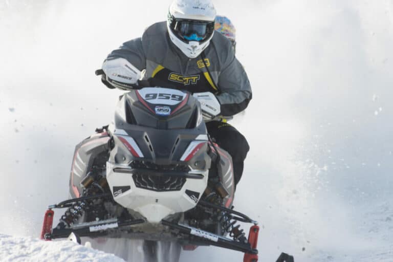 How does a heated snowmobile helmet work find out here