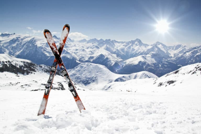 Short Skis vs. Long Skis Advantages & Disadvantages