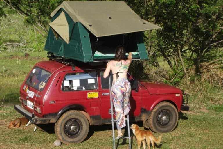 The Ultimate Guide on How to Clean the Canvas on a Pop-Up Camper