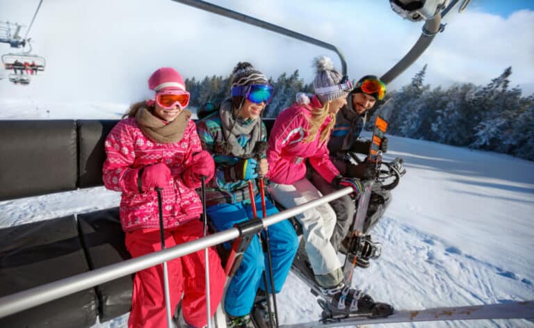 21 Best Family Ski Resorts in the U.S. (2023) All Ages