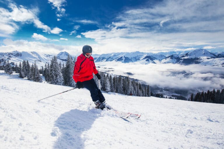 6 Best Minnesota Ski Resorts for Beginners