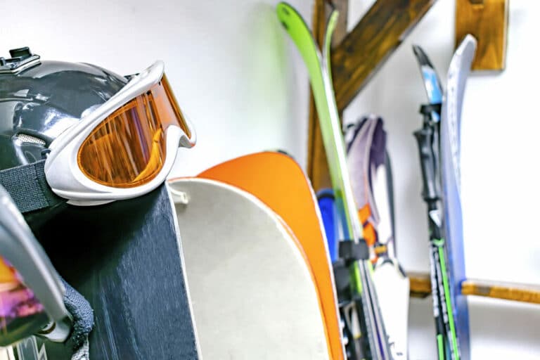 How to store my crosscountry skis in the offseason