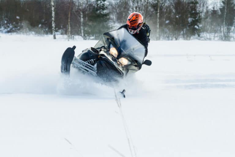 Snowmobile Helmet Visor Fogging What Are The Causes