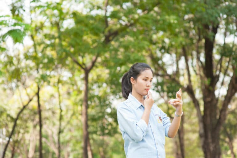 Do You Wear Makeup Camping A Guide for Outdoor Beauty