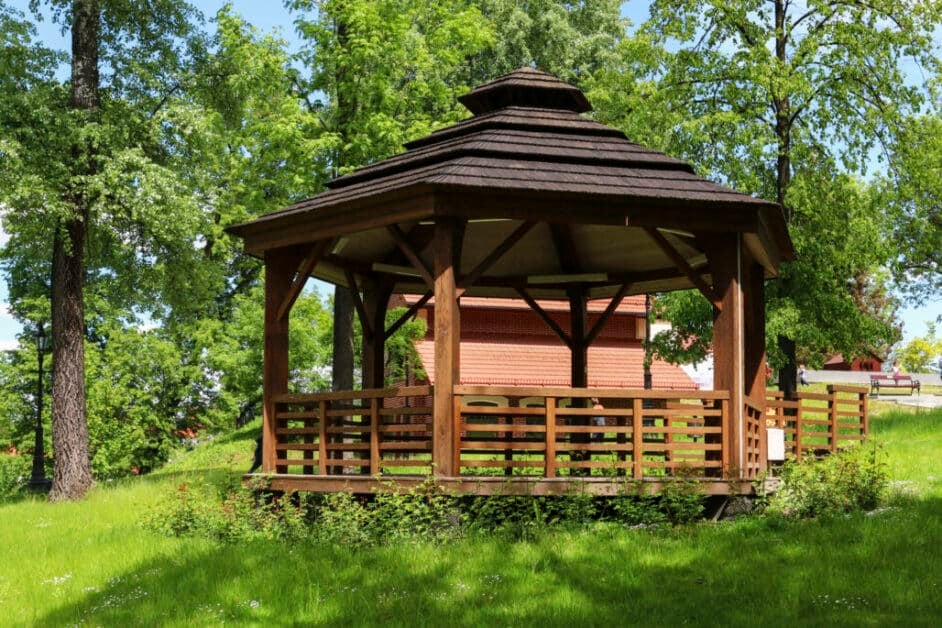 how to anchor gazebo to pavers